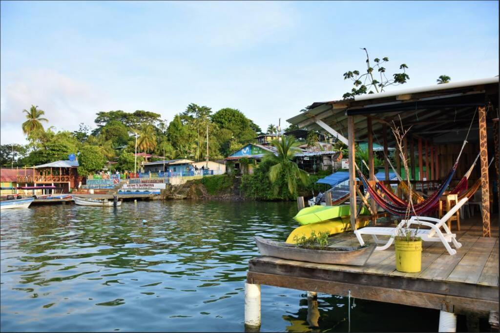El Jaguar Vandrerhjem Bocas del Toro Eksteriør bilde